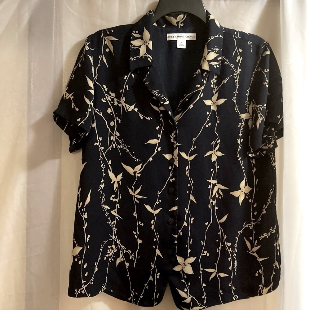 Josephine Chaus blouse size 14 blue and tan
